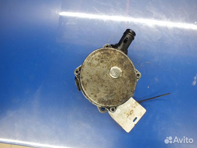 Насос вакуумный Nissan Juke YF15