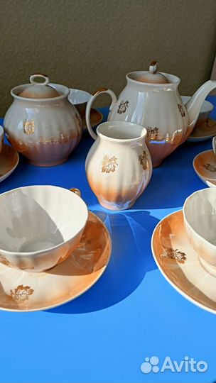 Сервиз из фарфора