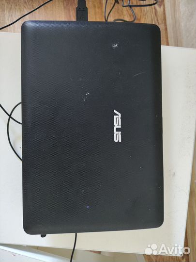 Нетбук asus