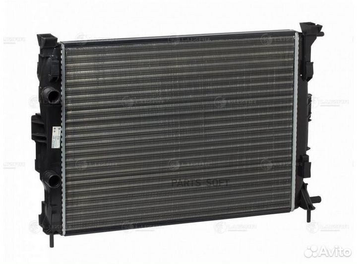 Радиатор Renault Megane/Scenic II M/A