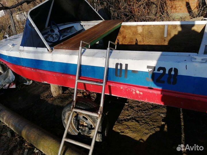 Мотолодка Обь-М