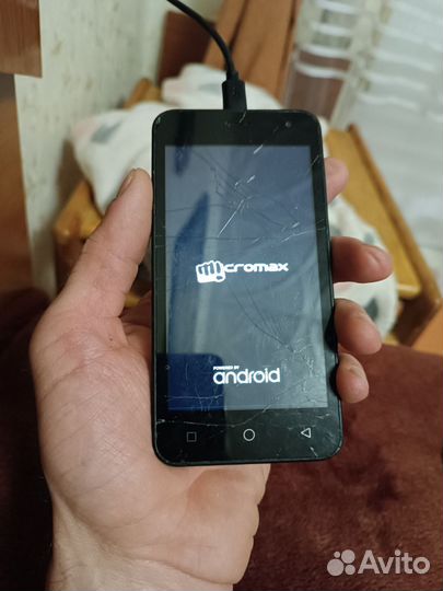 Чехлы на телефон