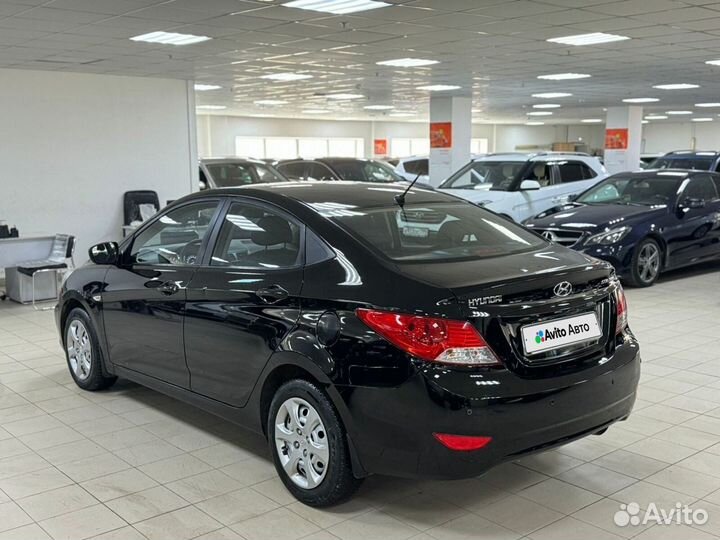 Hyundai Solaris 1.4 AT, 2013, 197 000 км