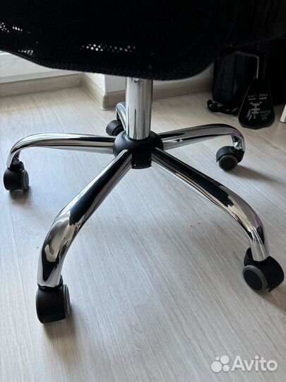 Компьютерное кресло