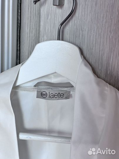 Халат Laete с кружевом