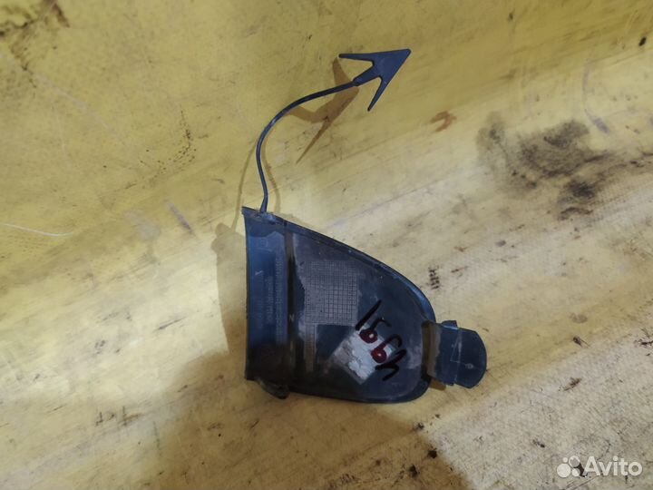 Заглушка буксировочного крюка VW jetta 2011