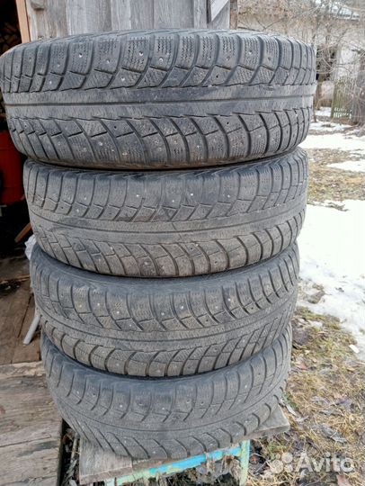 Gislaved Nord Frost 200 185/65 R15