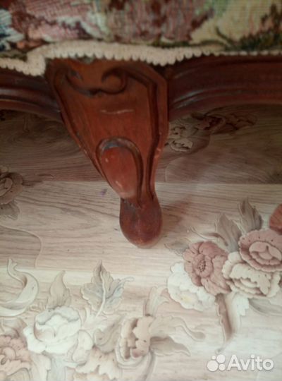 Диван и 2 кресла