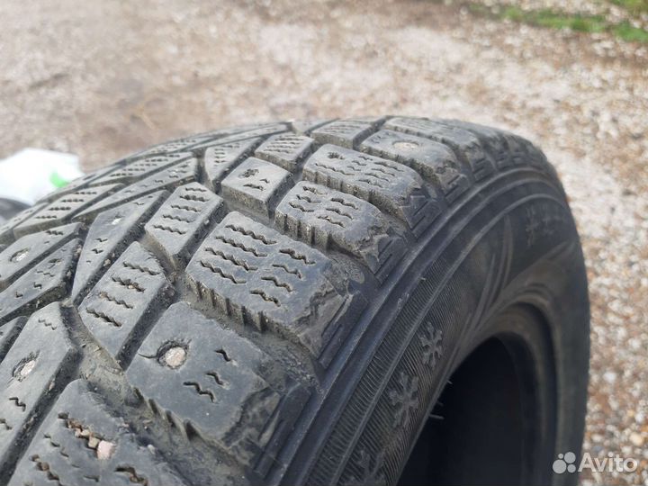 Dunlop SP Winter Ice02 195/60 R15