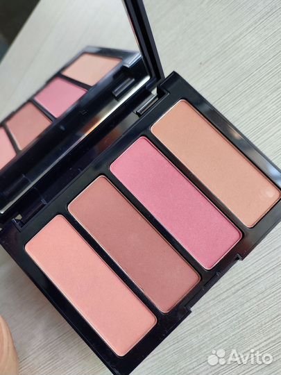 Румяна Estee Lauder