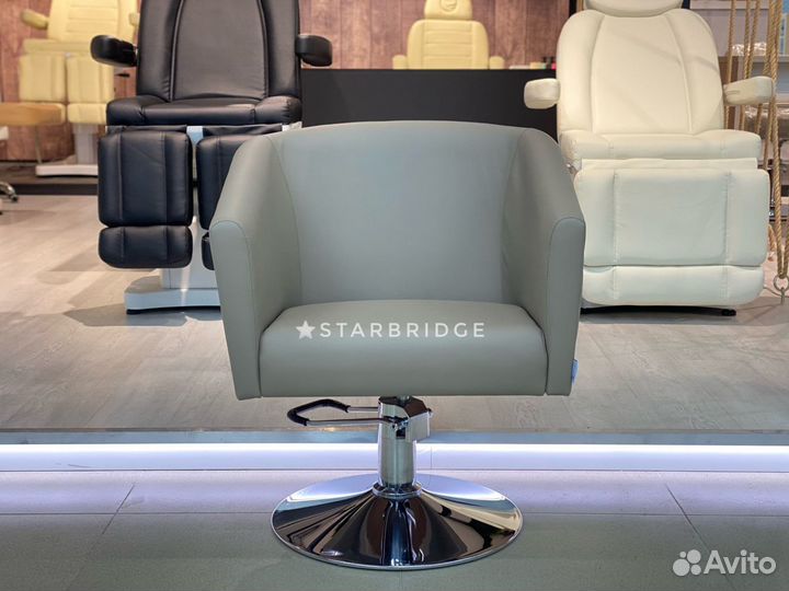 Парикмахерское кресло