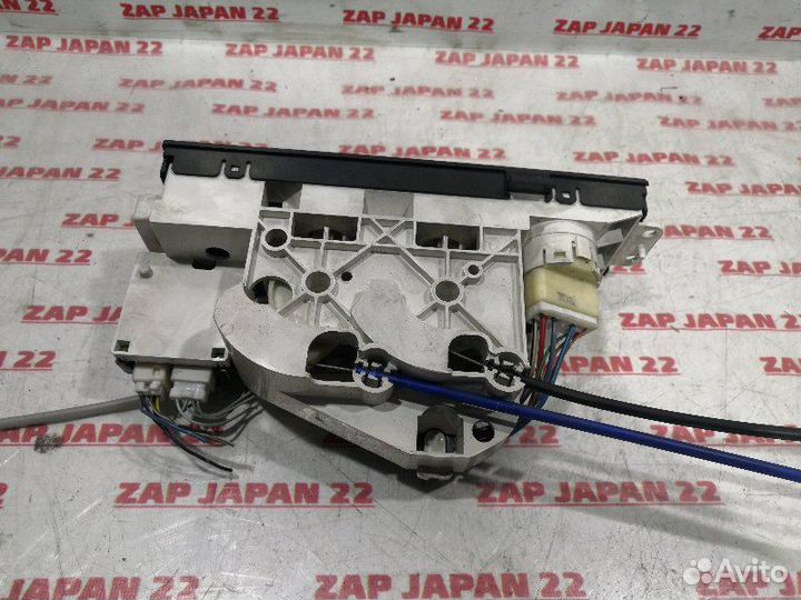 Блок управления климатом Toyota Town Ace Noah CR50
