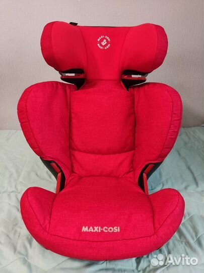 Автокресло группа 2/3 (15-36 кг) Maxi-Cosi RodiFix