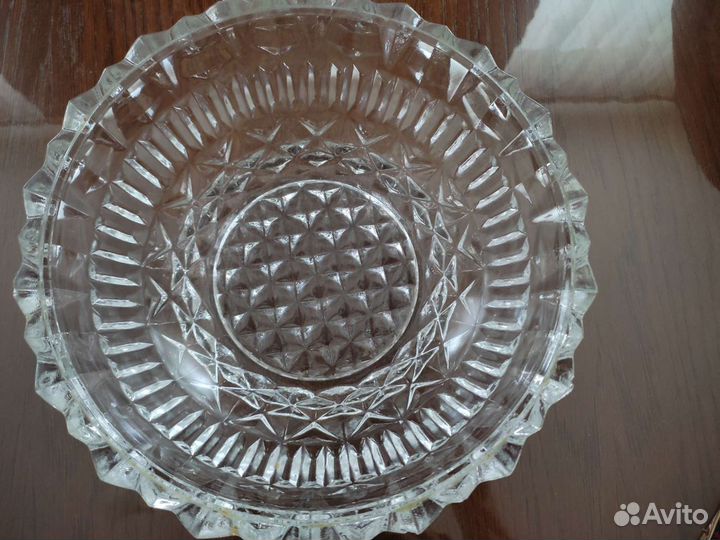 Салатница, штампованный хрусталь