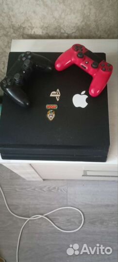 Sony playstation 4 PS4 pro 1tb