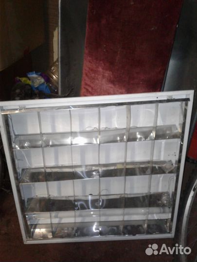 Светильник потолочный встраиваемый