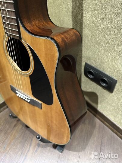 Электркустическая гитара Fender