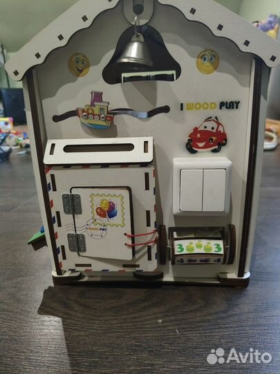 Домик бизи борд