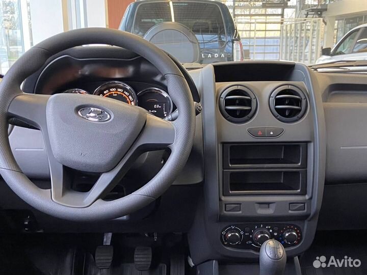 LADA Largus 1.6 МТ, 2023