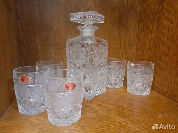 Новый набор графин и стаканы для крепких напитков