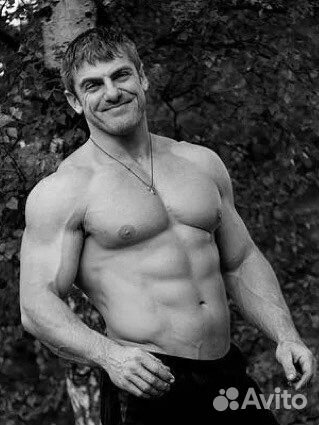 Тренер по фитнесу и бодибилдингу
