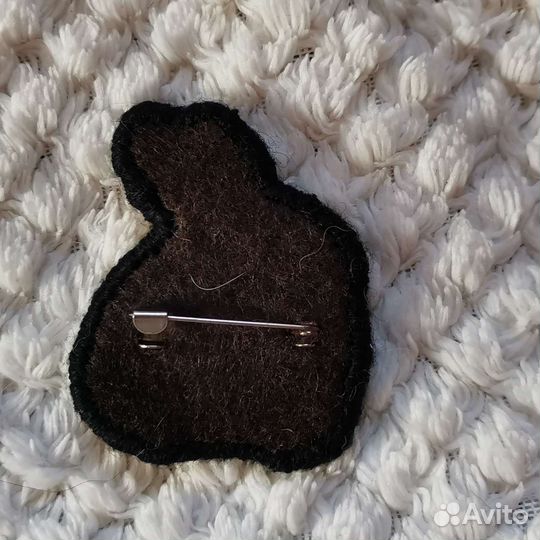 Брошка ручной работы