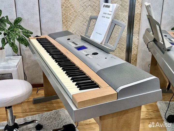 Yamaha DGX-620 цифровое пианино