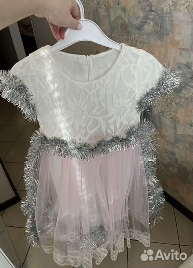 Платье с мишурой