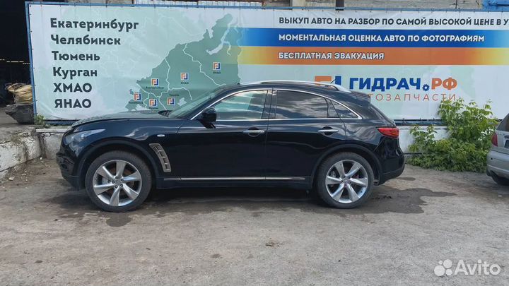 Накладка порога переднего внутренняя Infiniti FX37