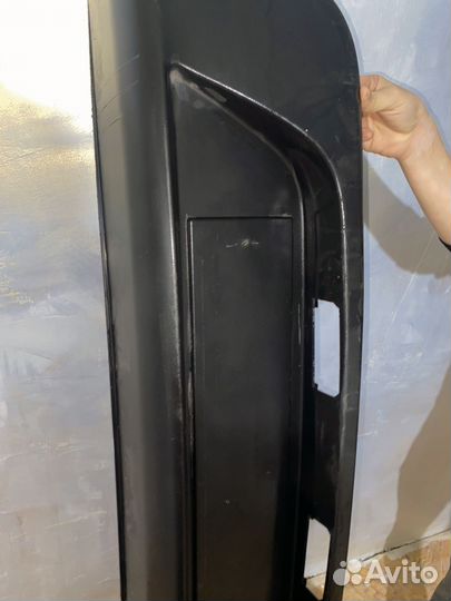 Бампер задный цинтральный