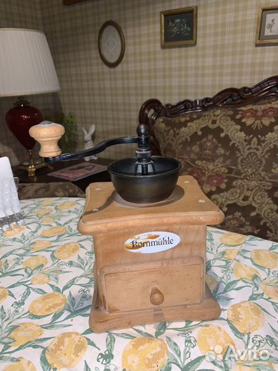 Ручная кофемолка Zassenhaus - Grain Mill - nature