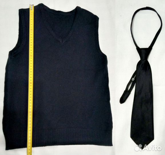 Парню джинсы, брюки, рубашки, жилетка, водолазки