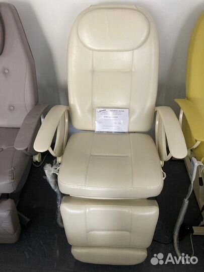 Косметологическое кресло на 2 х двигателях