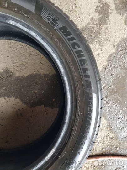 Michelin Pilot Sport 4 245/50 R18