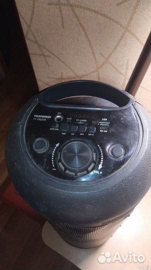 Музыкальная колонка с блютуз 