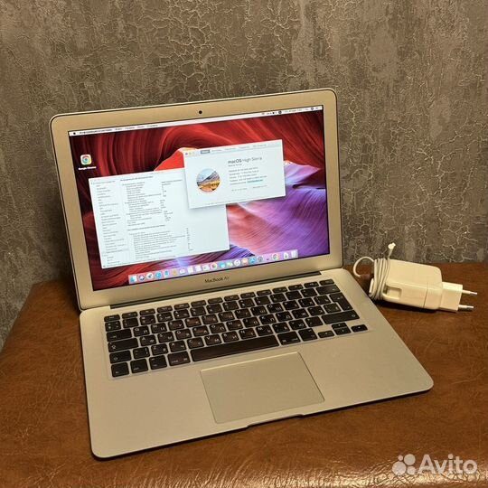 Apple MacBook Air 13 mid 2011 i5 4гб 250гб