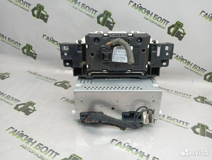 Магнитола Ford Focus хэтчбек 5дв iqdb 2012