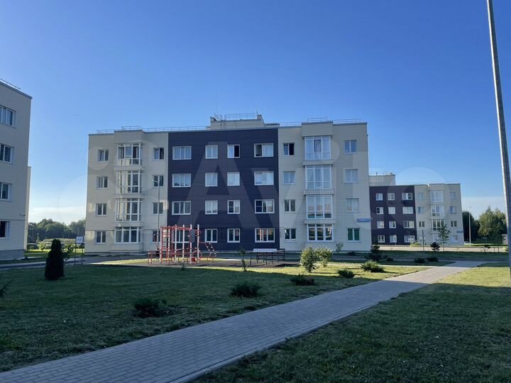 3-к. квартира, 79,7 м², 2/4 эт.