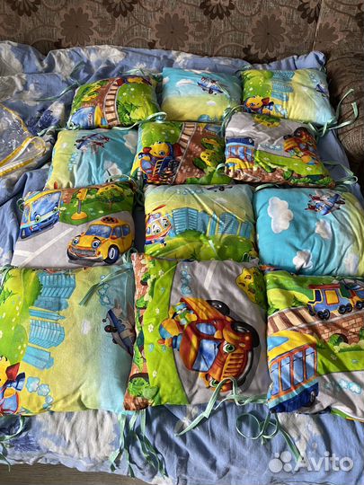 Бортики подушки в детскую кроватку