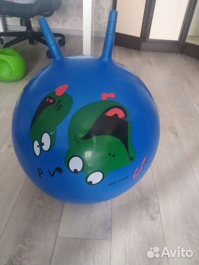 Мяч гимнастический