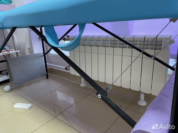 Массажная кушетка