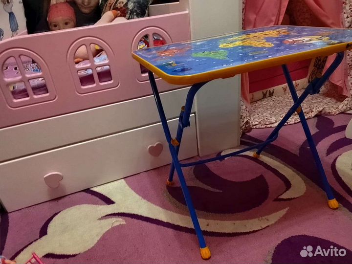 Детский стол и стул