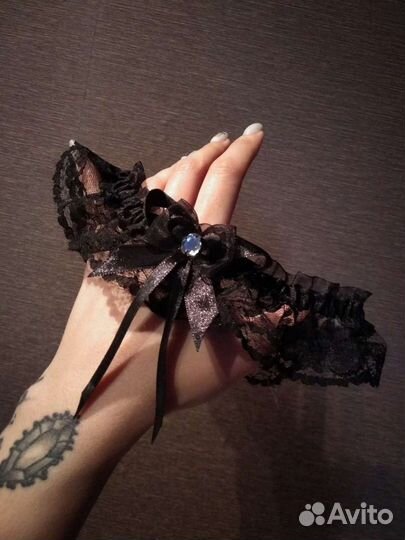 Подвязки белая и чёрная