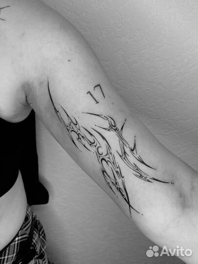 Модель на тату