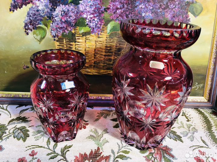 Две цветочные вазы малиновый хрусталь германия