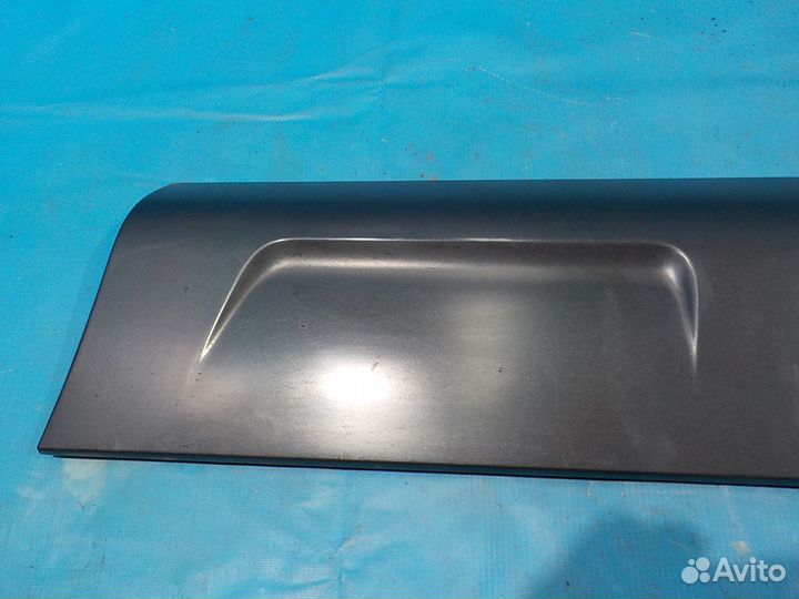 Молдинг двери задней левой Audi Q7 (4L) 2005-2015