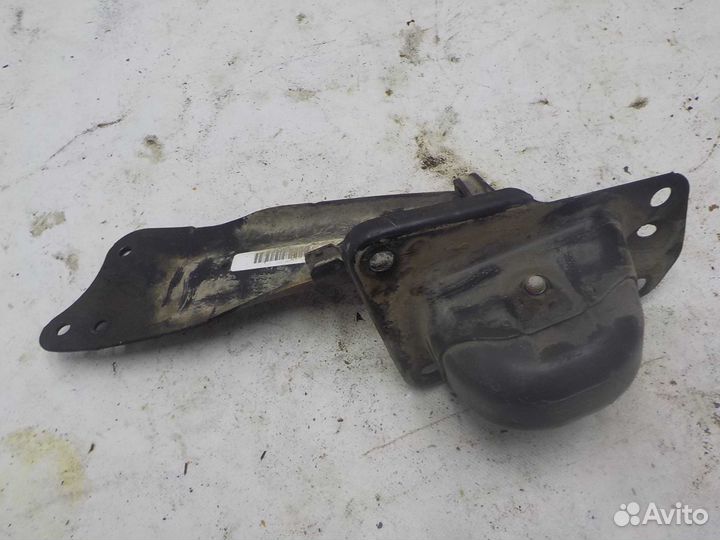 Рычаг volkswagen jetta 6 задний правый