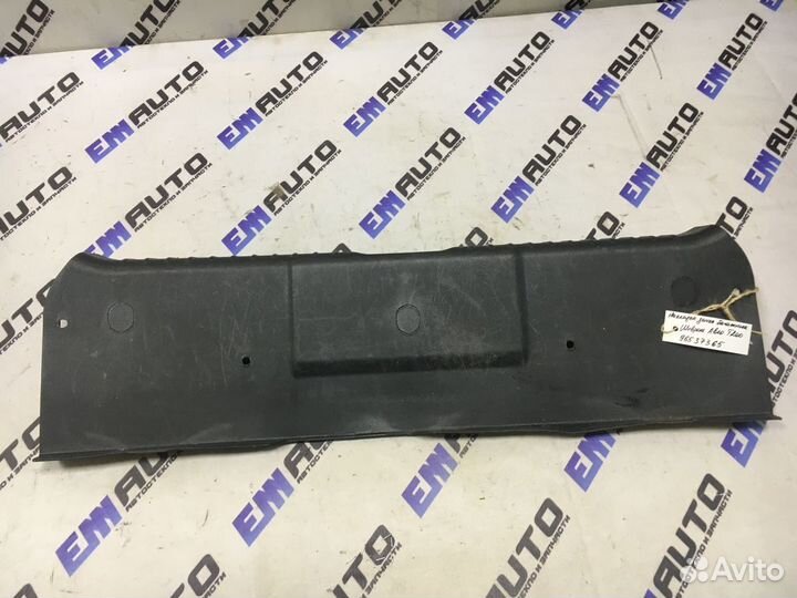 Накладка замка багажника Шевроле Авео T200