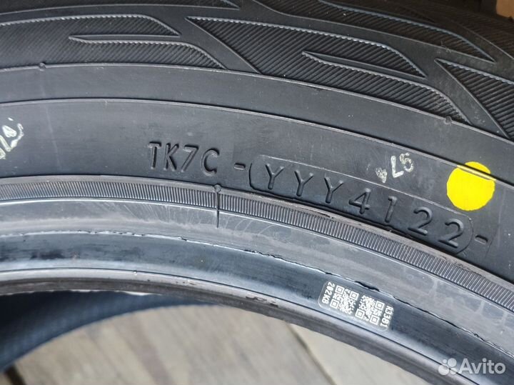 Yokohama Ice Guard IG55 235/55 R18 104T