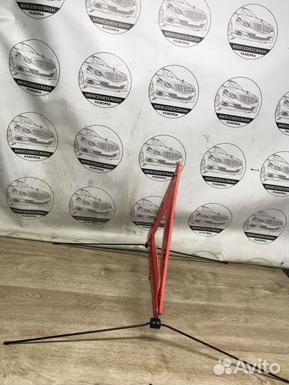 Знак аварийной остановки Mercedes W204 C 2007-2014